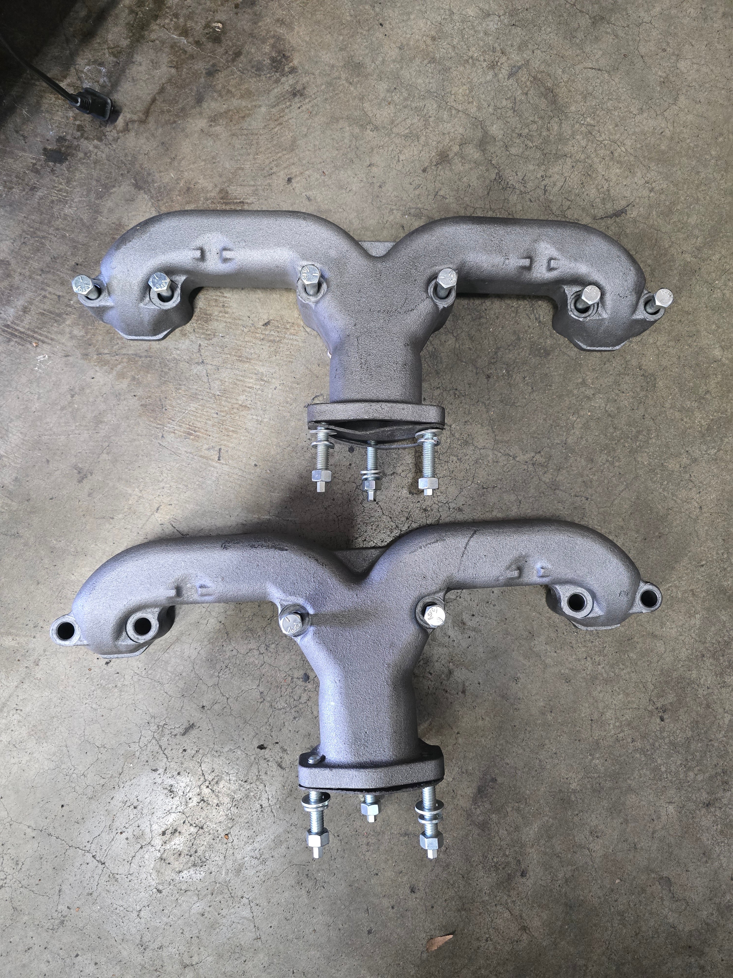 283 327 350 383 400 sbc Exhaust Manifolds
