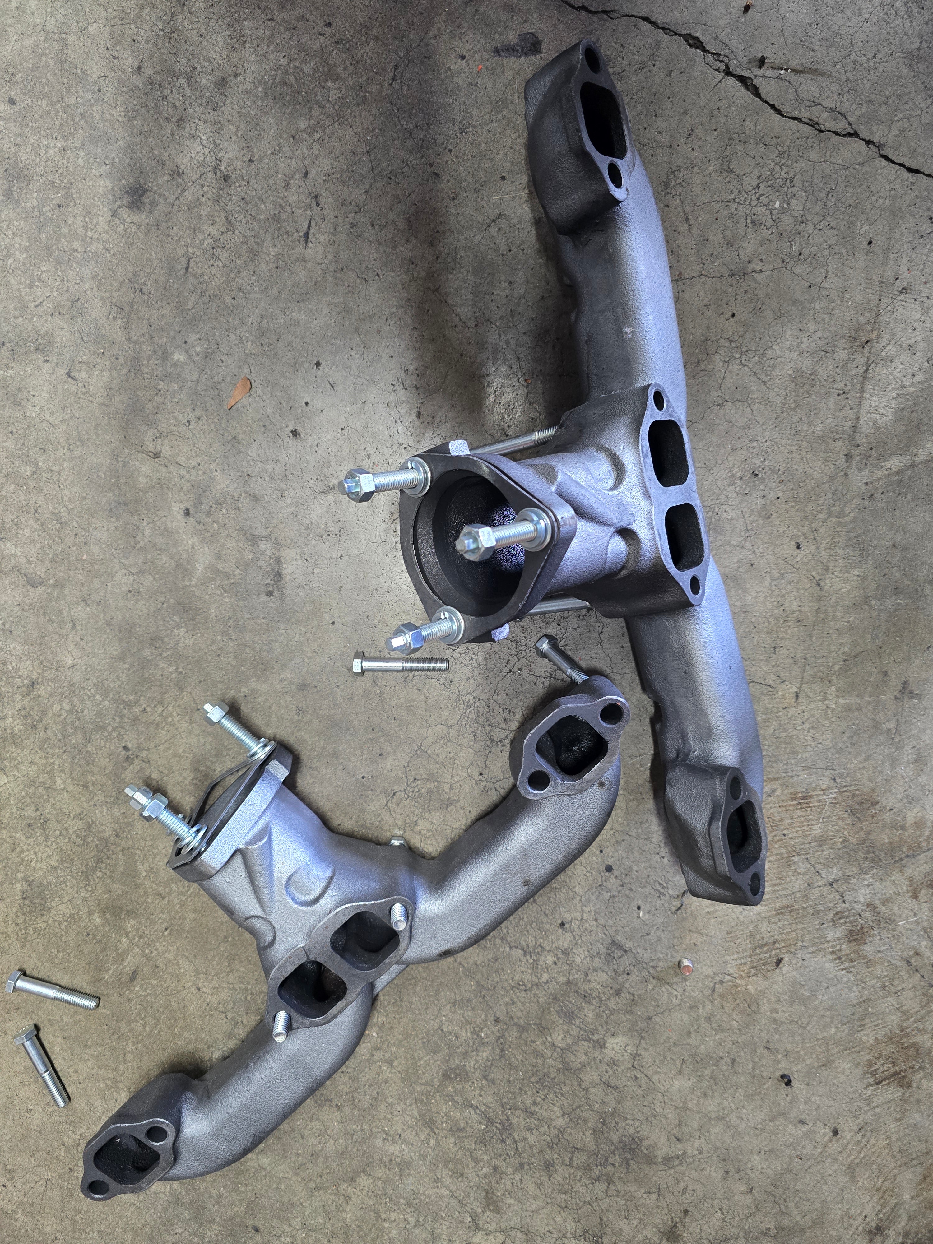 283 327 350 383 400 sbc Exhaust Manifolds