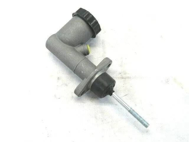 5/8" Hydraulic Clutch Master Cylinder Raw B10045