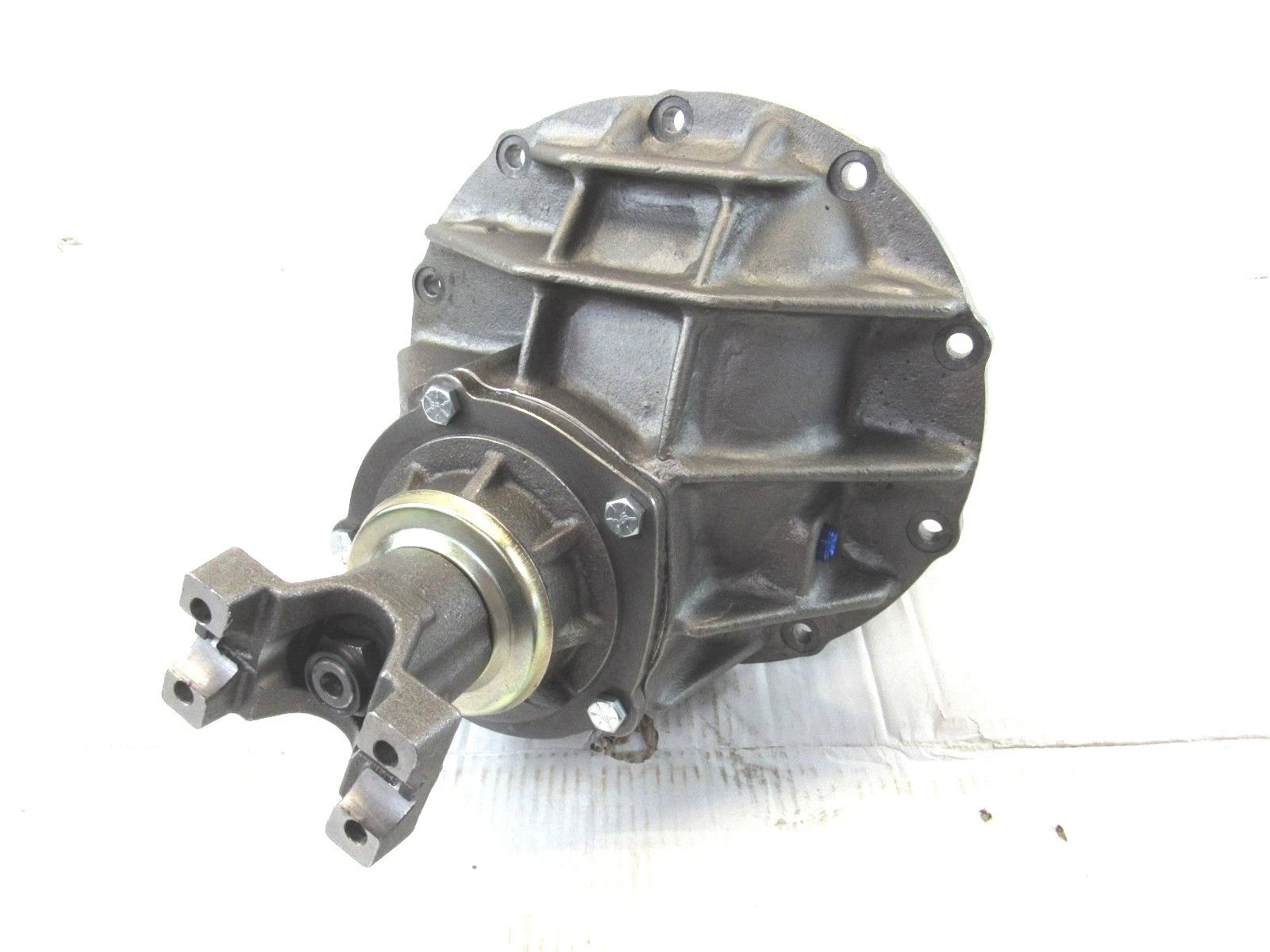 Nodular Cast Iron Ford 9" LSD 3rd Member 3.00 Gear 28 Spline 1310 Yoke C23401-28