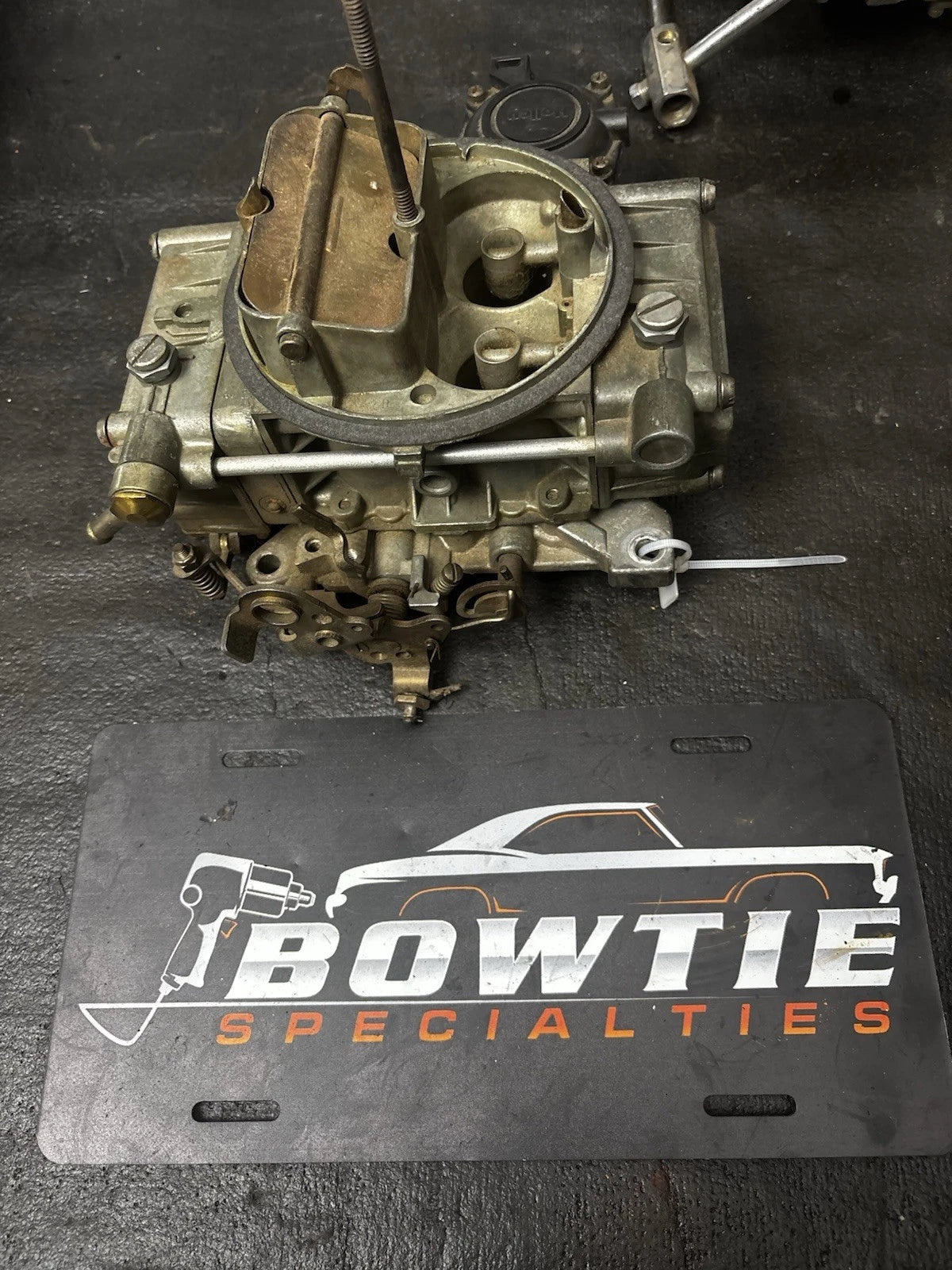 Holley Performance Carburetor 4-Barrel P-36 P36
