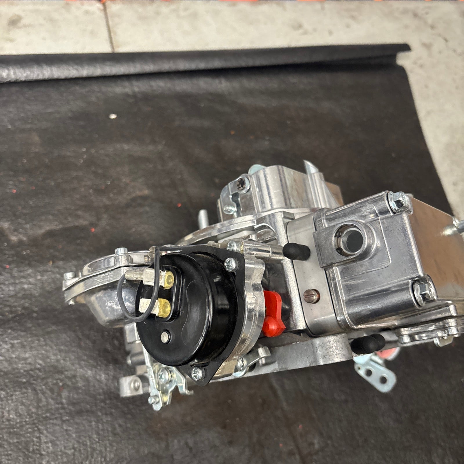 Brawler carb BR67270 SBC 600 CFM
