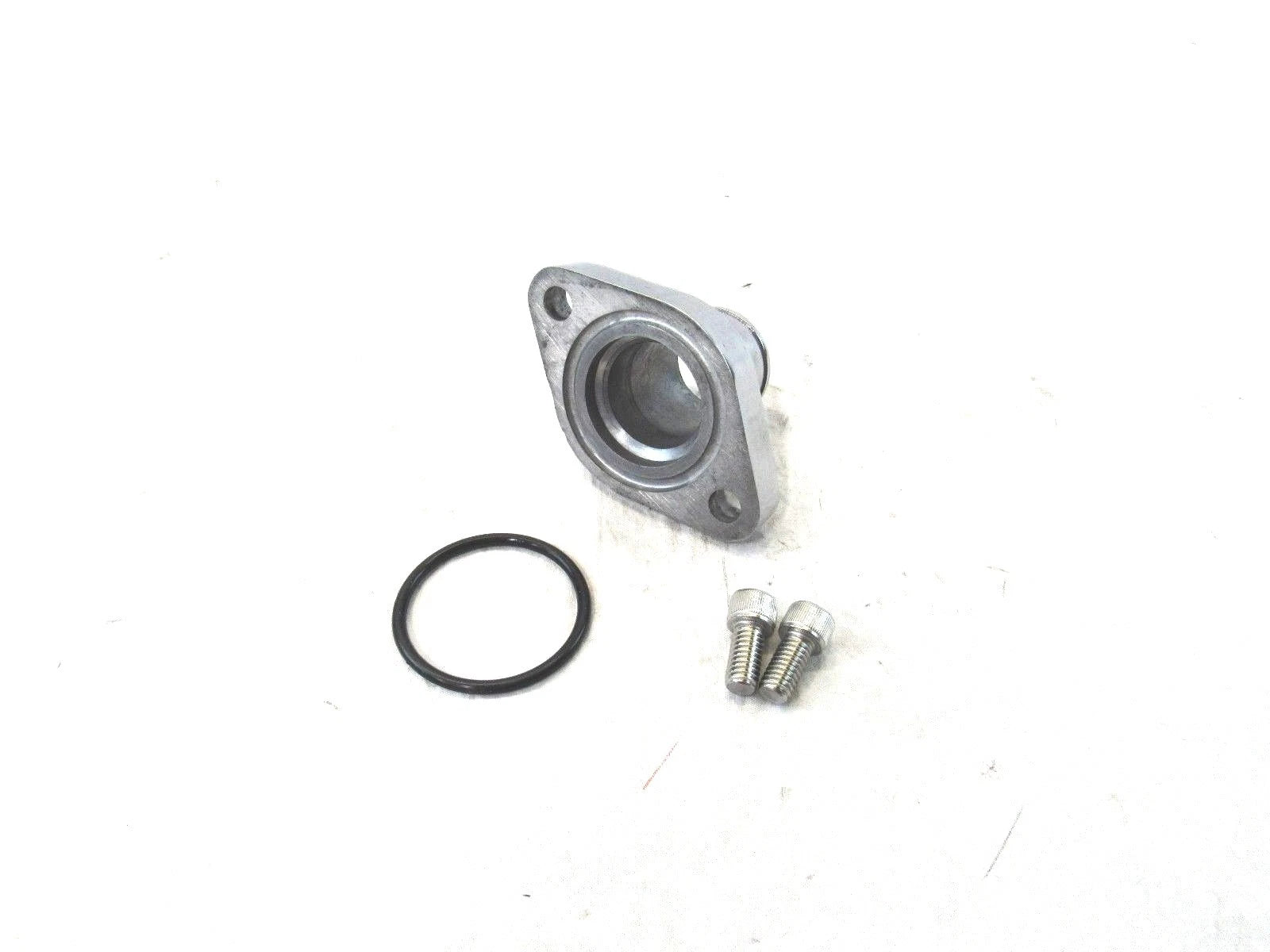 GM/Chevy Straight Aluminum Water Neck w/ Gasket Polished K71403P