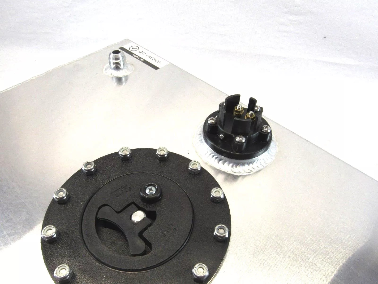 Aluminum 15 Gallon Fuel Cell Tank With Sender 0-90 ohm Polished F51006