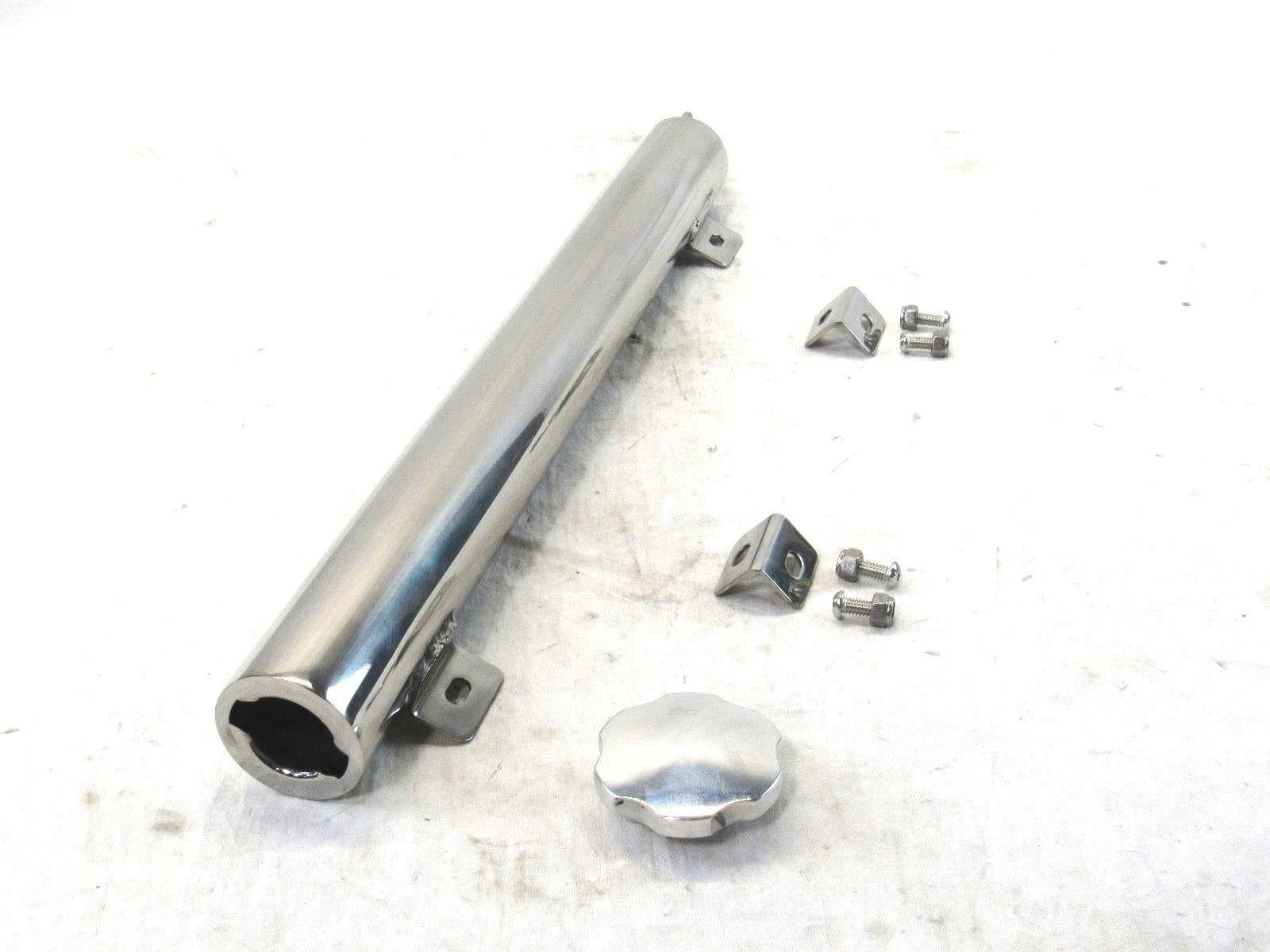 30oz. Universal Stainless Overflow Tank w/Mount 2" × 19“ Polished BPK-3005