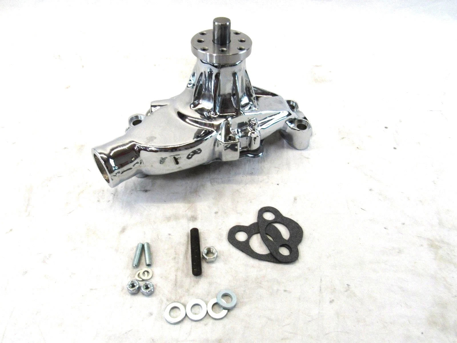 SBC 350 Aluminum Short Water Pump W/ Heat Port Chrome K71001C
