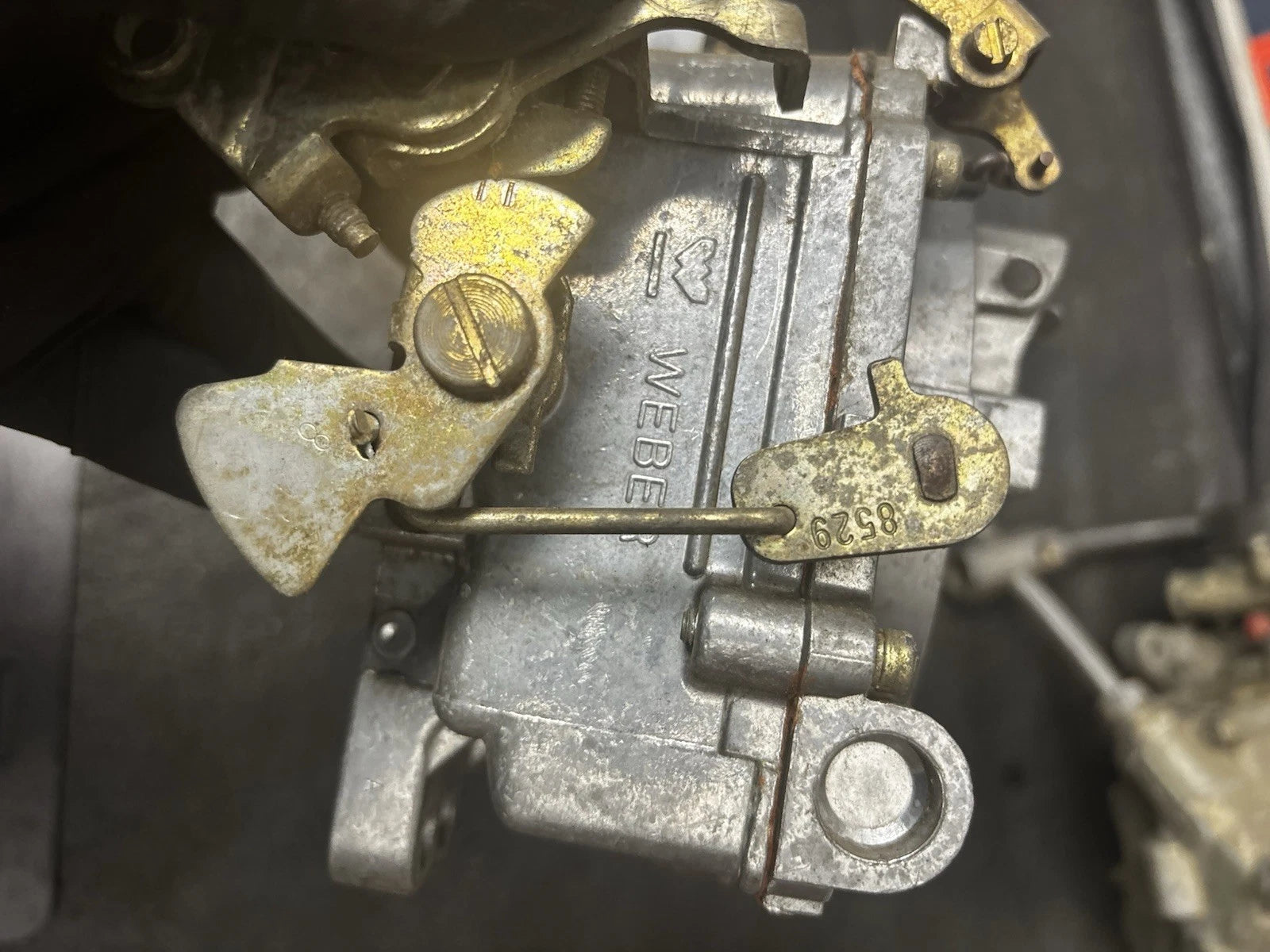 Edelbrock 4-Barrel 4 Barrel BBL Carburetor 8867