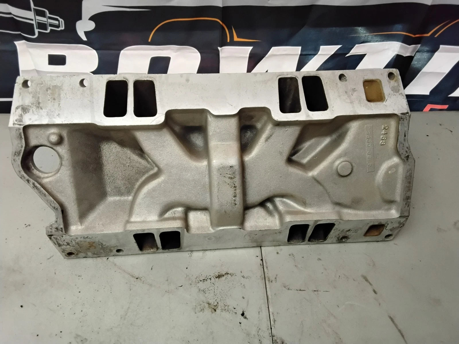 SBC Chevy 350 vortec intake manifold, GM performance Bowtie intake 12464340, ZZ4
