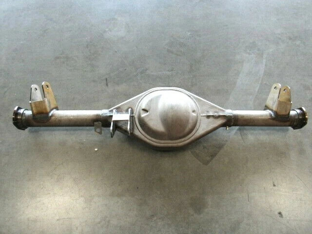 59-64 Impala Ford 9'' Narrow Housing for Skirts & 13'' Wheels 31 Spline C24113A