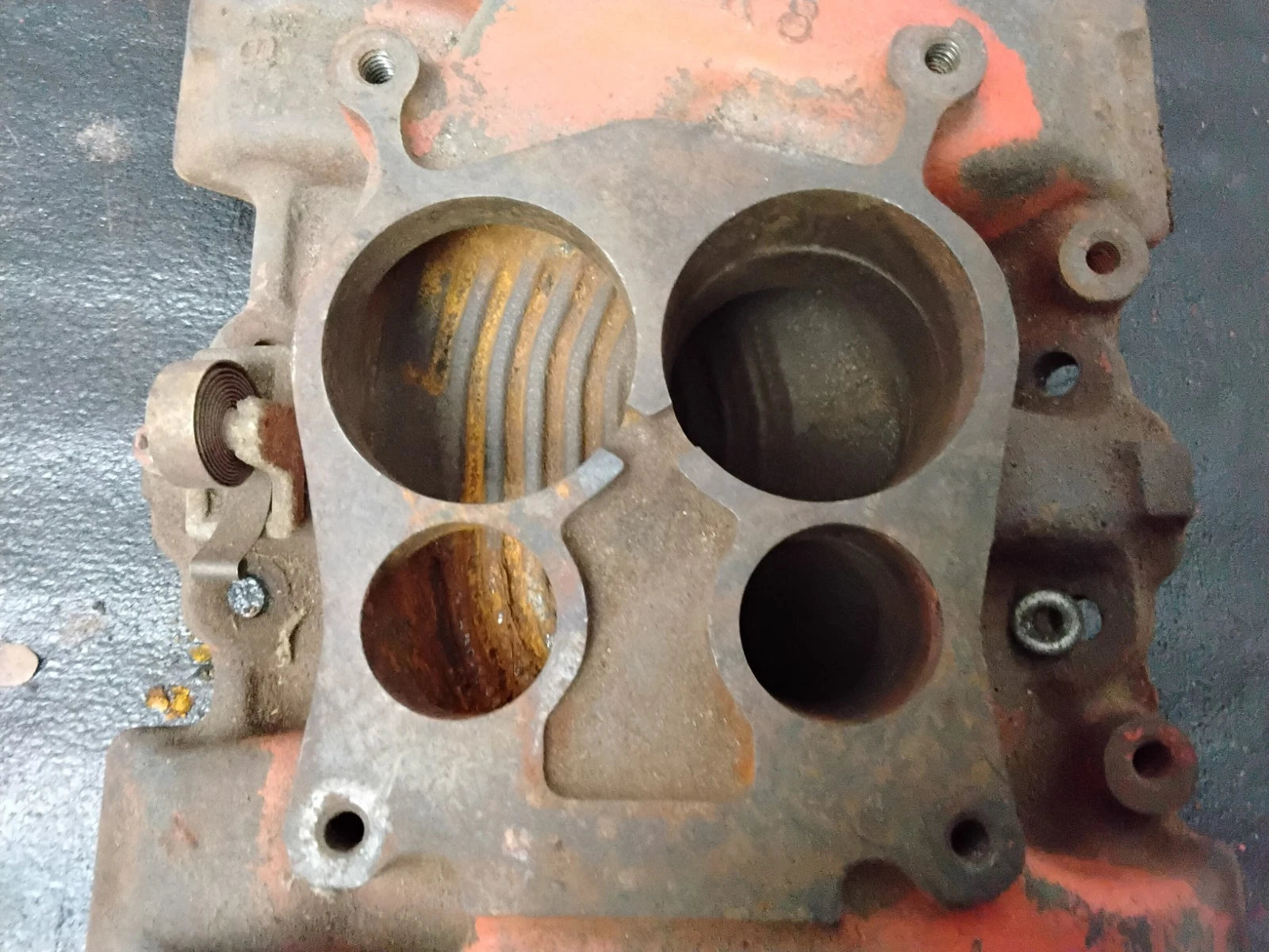 OEM Mid 1970s -Up Chevrolet GM SBC Intake Manifold 346250