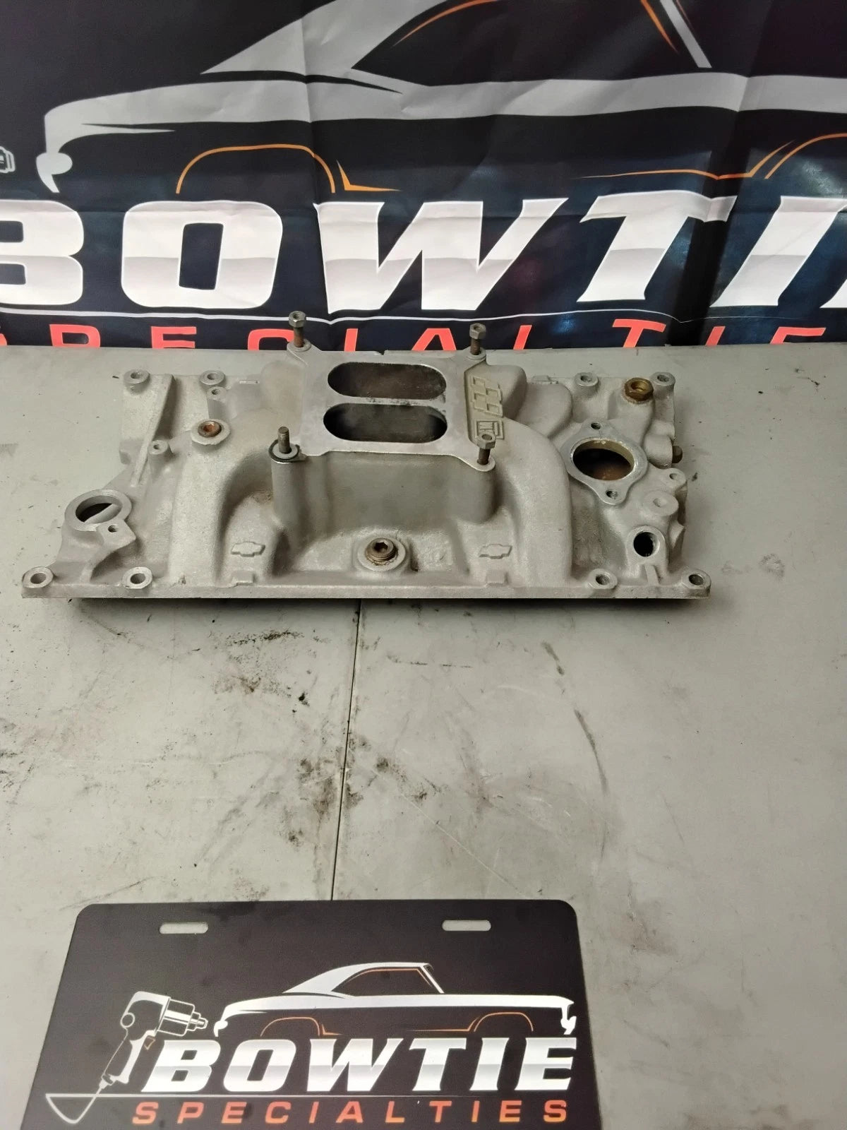 SBC Chevy 350 vortec intake manifold, GM performance Bowtie intake 12464340, ZZ4